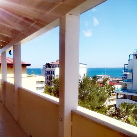 Affitti Brevi- Mediterraneo Crotone Exterior photo